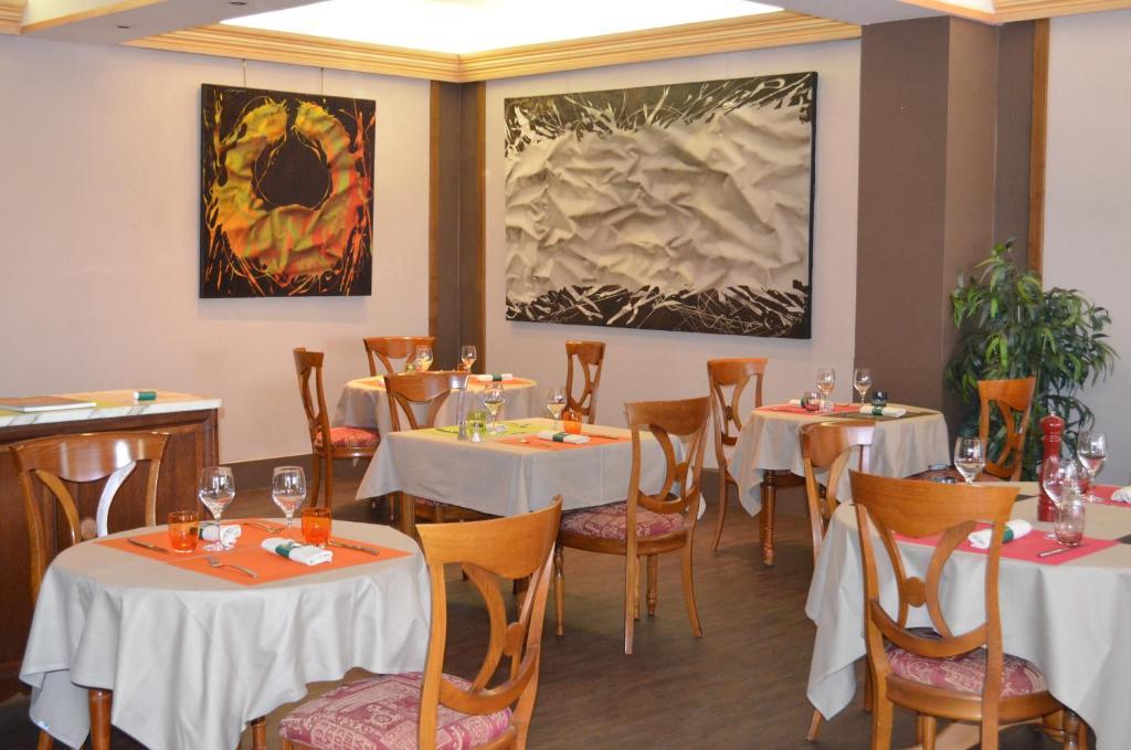 Hotel Le Beau Site Gien Dış mekan fotoğraf
