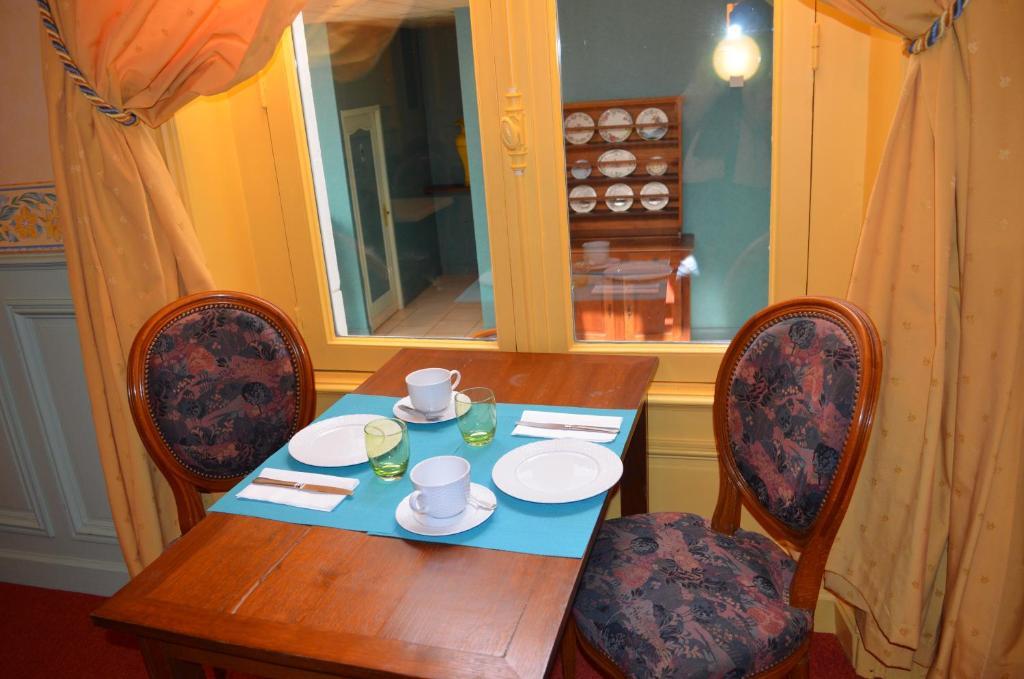 Hotel Le Beau Site Gien Dış mekan fotoğraf
