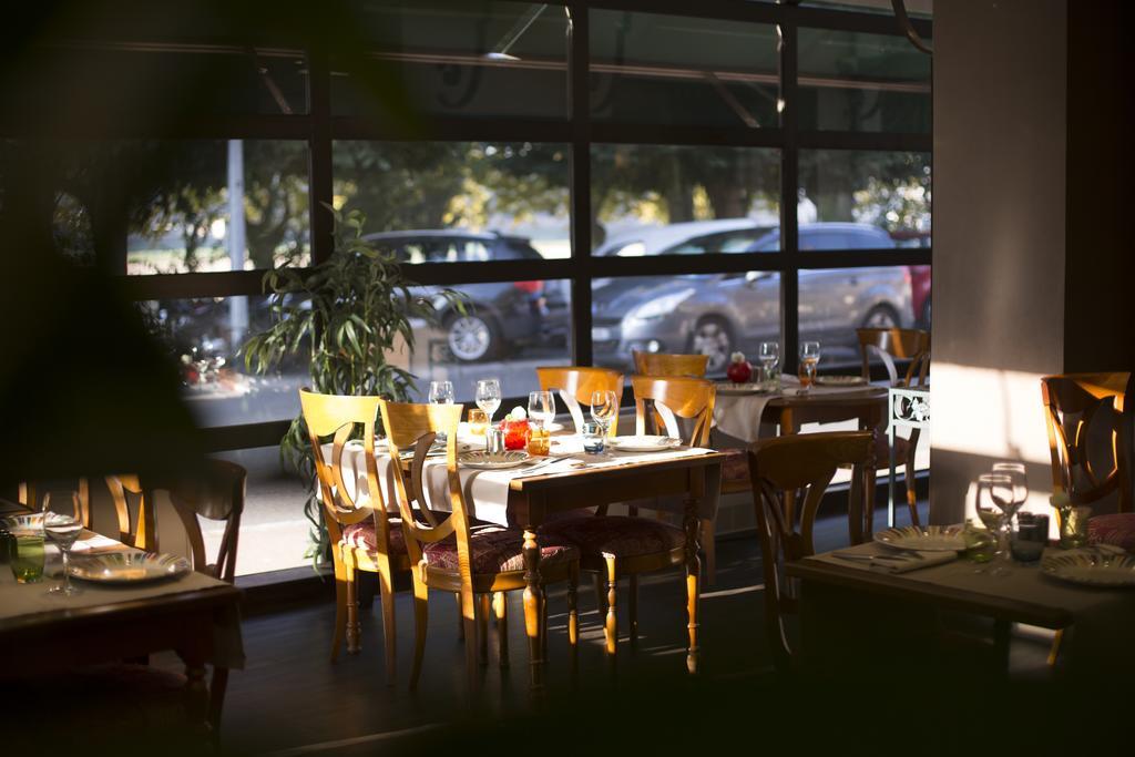 Hotel Le Beau Site Gien Dış mekan fotoğraf