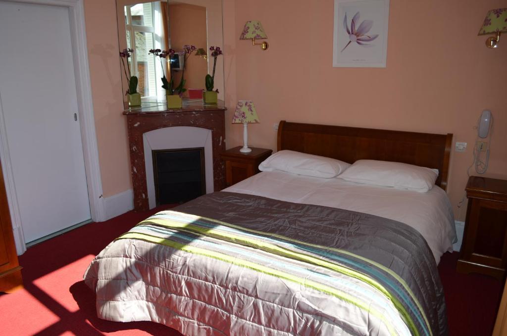 Hotel Le Beau Site Gien Dış mekan fotoğraf